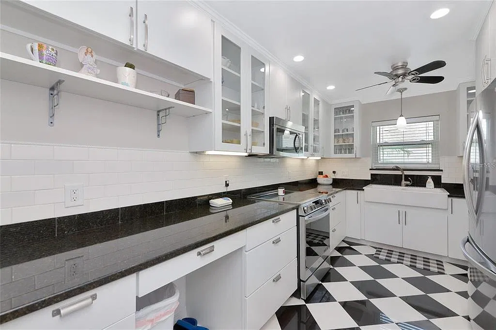 1 bed, 1.0 bath, 1035 sqft, $2,695 — Photo 4