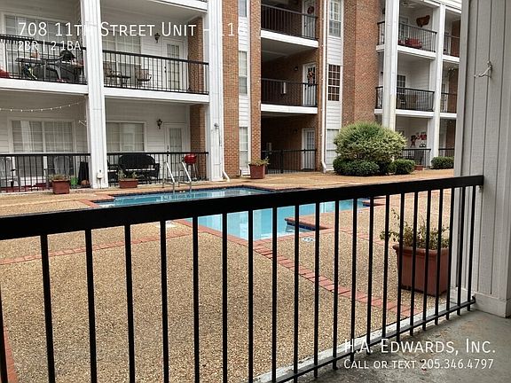 3rd image of 708 11th St APT 116