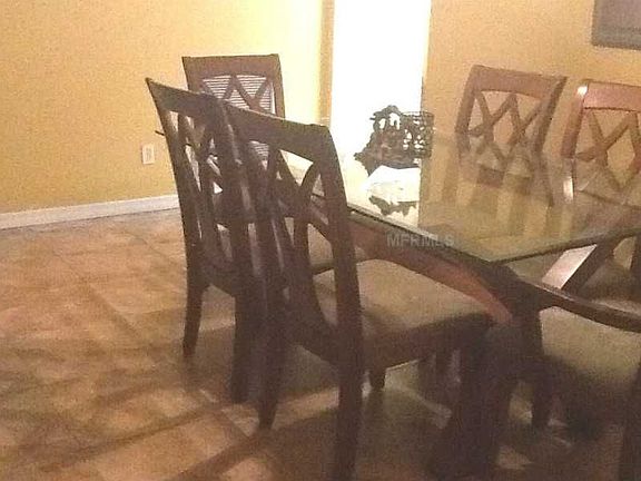 3rd image of 4635 Juanita Way S