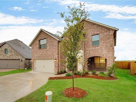 2nd image of 8324 Blue Periwinkle Ln