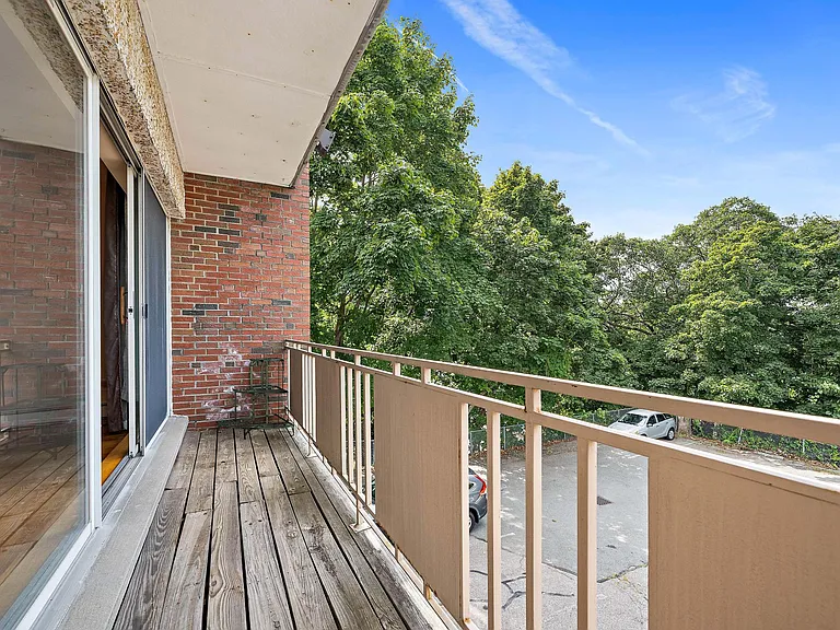 383 Langley Rd #11 — Photo 11