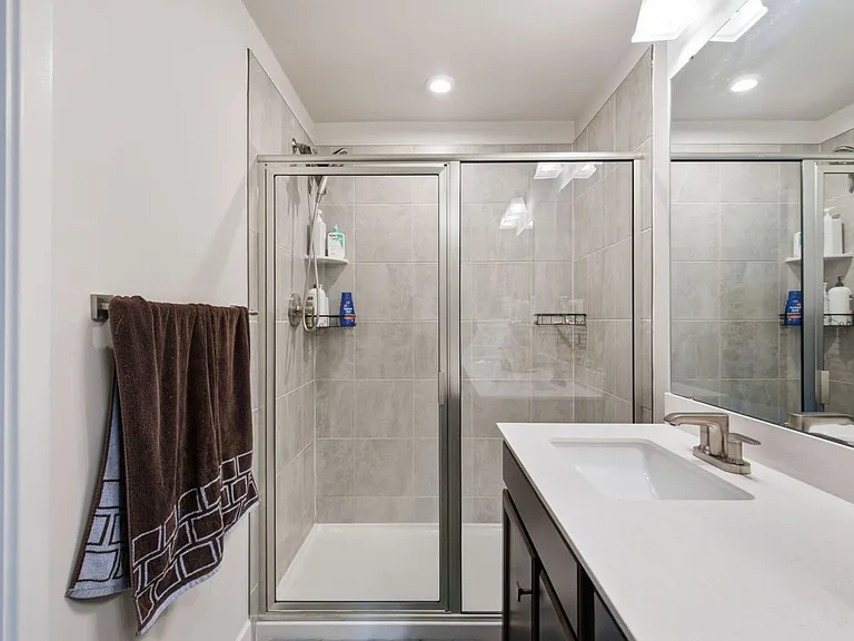 212 Matisse Pl — Photo 19