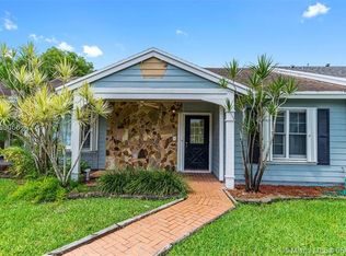 14624 SW 143 Place Cir, Miami, FL 33186