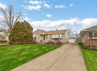 1653 Roselawn Rd, Mayfield Heights, OH 44124