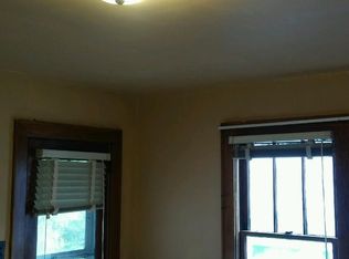 98 1/2 S Maple Ave FL 2ND, Kingston, PA 18704
