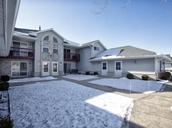6175 South Creekside DRIVE #1, Cudahy, WI 53110