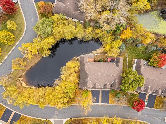 2nd image of 5812 Forestview Ln N