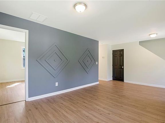 4th image of 551 Valley Hill Rd SE #A