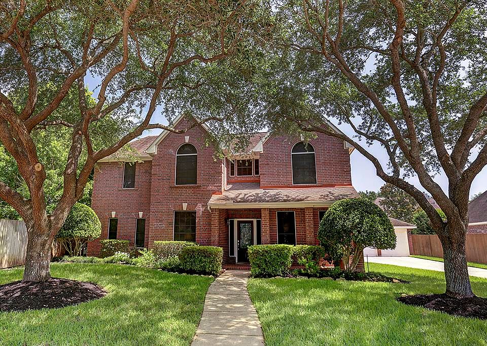 1st image of 2226 Shade Crest Dr