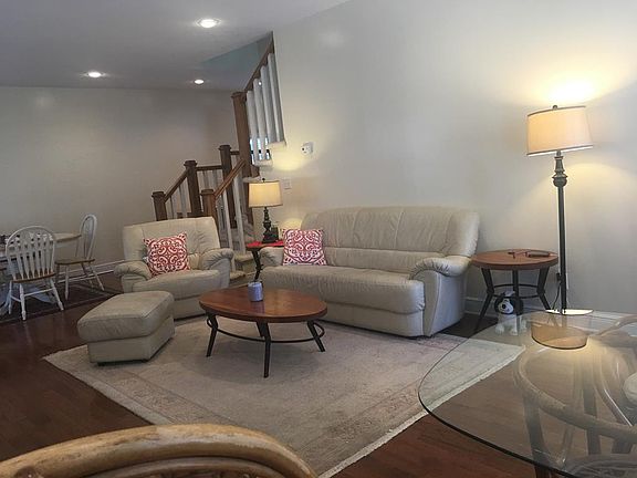 5th image of 116 Lily Cir