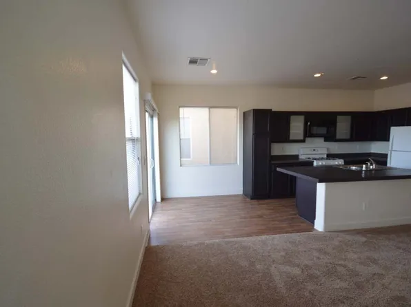 6674 Tulip Falls Dr, Henderson, NV 89011