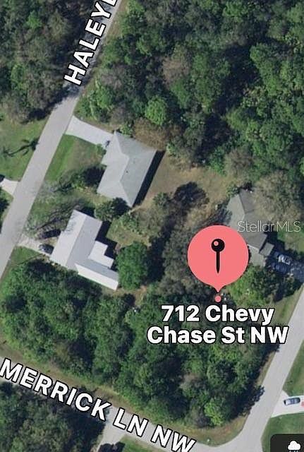 2nd image of 700 Chevy Chase St