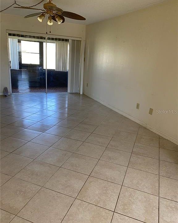 2nd image of 4937 Marine Pkwy APT 106