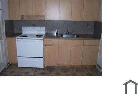 3rd image of 1787 NW 68th St