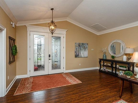 4th image of 5304 Green Dr