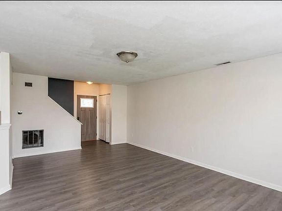 5th image of 2620 Dawnlake Dr