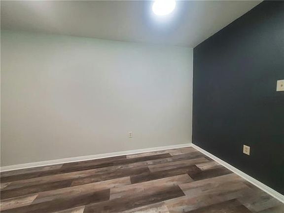 5th image of 324 Woodland Dr