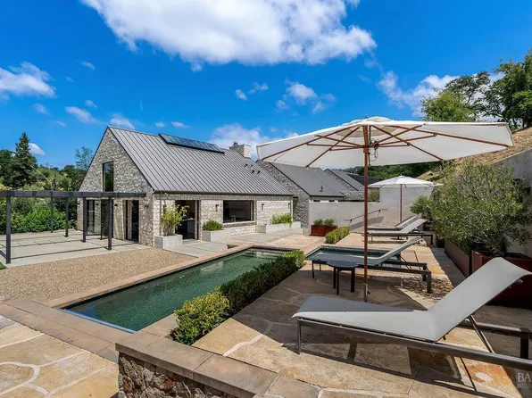 5366 Linda Lane, Santa Rosa, CA 95404