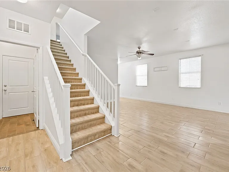 9293 Palmetto Park Ct — Photo 10