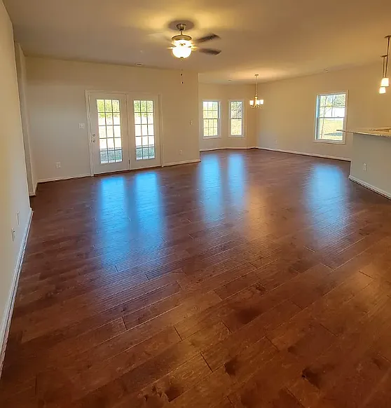 3 bed, 1626 sqft, $1,999 — Photo 4