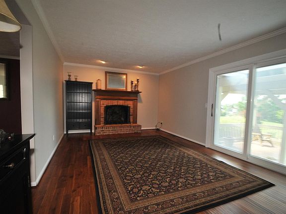 5th image of 5631 Desertgold Dr