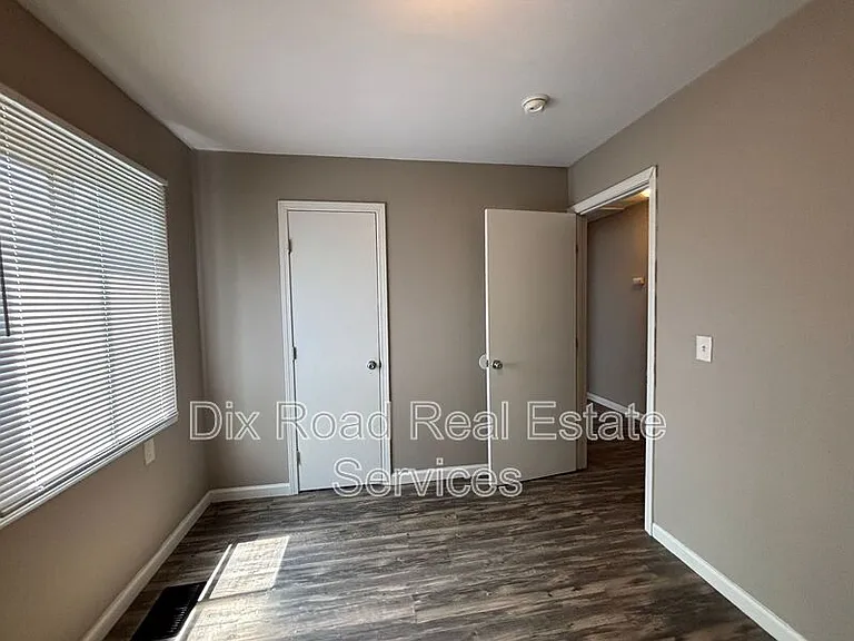 3626 Runyon Ave — Photo 10