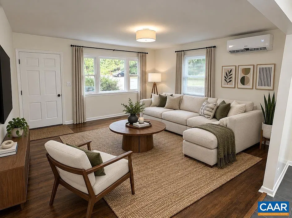 120 Thomas Dr — Photo 4