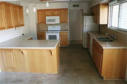 3 bed, 1520 sqft, $1,795 — Photo 1