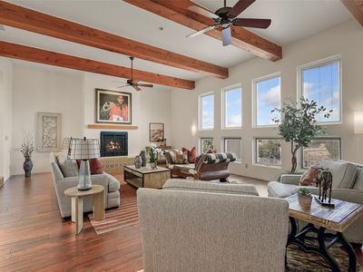 52 Centaurus Ranch Rd, Santa Fe, NM, 87507