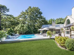 5 Knoll Ln, Wainscott, NY 11937
