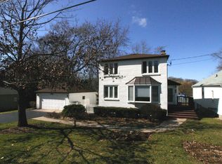 23792 N Lakeside Dr, Lake Zurich, IL 60047