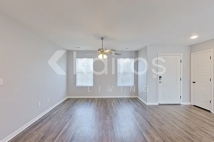 202 Fieldstone Cir — Photo 8