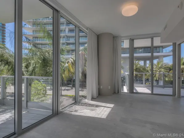 801 S Pointe Dr APT 203, Miami Beach, FL 33139