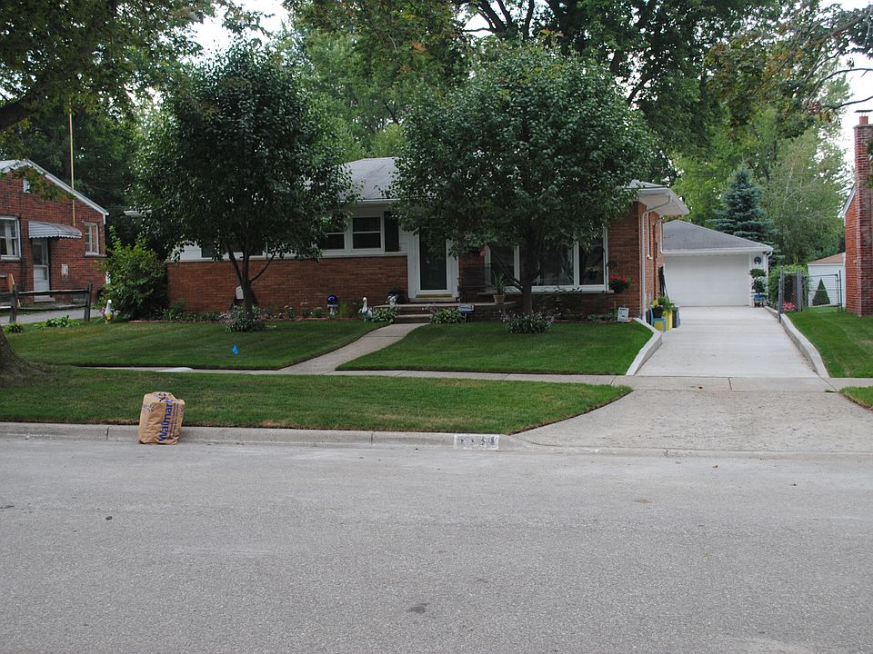 1st image of 1434 Jeffery St
