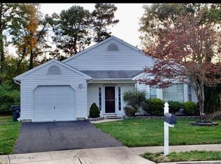 11 Golden Rod Ct, Brick, NJ 08724