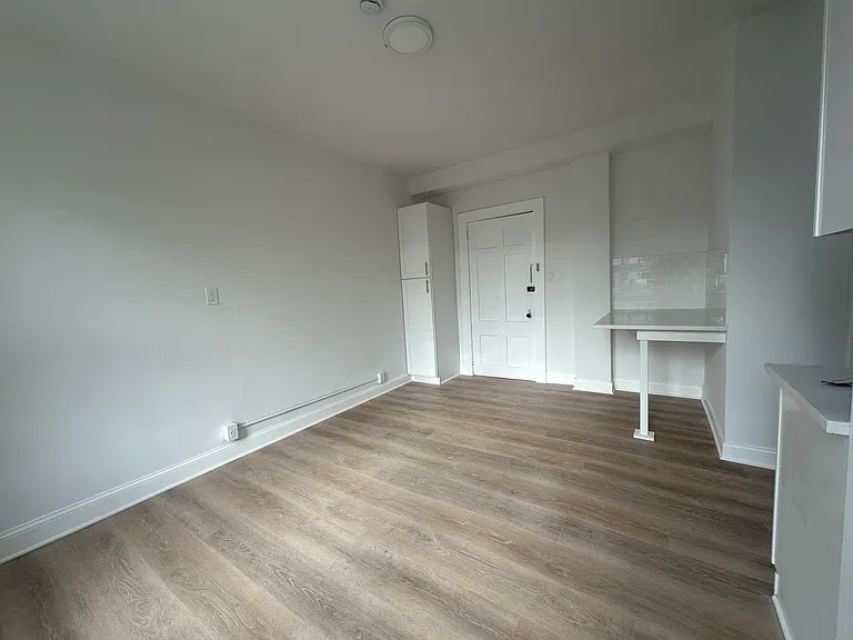 2 Maryland Avenue — Photo 15