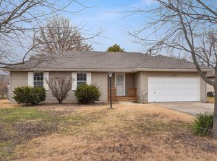 603 SE Hills Ct, Nixa, MO 65714