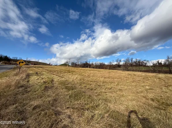 1497 Colvin Rd, Williamsport, PA 17701