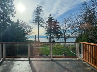 6720 Kenney Way, Clinton, WA 98236