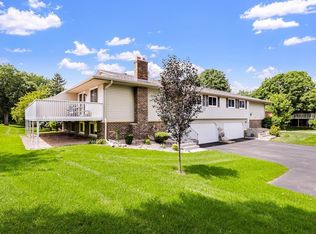1023 E 145th St, Burnsville, MN 55337
