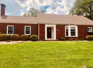 19 N Peach St, Du Quoin, IL 62832