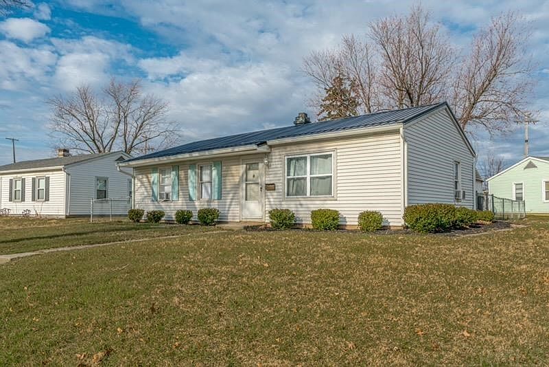 1st image of 4827 S Camden Dr