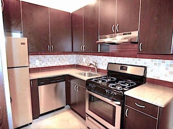 2nd image of 3083 32nd St APT 1B