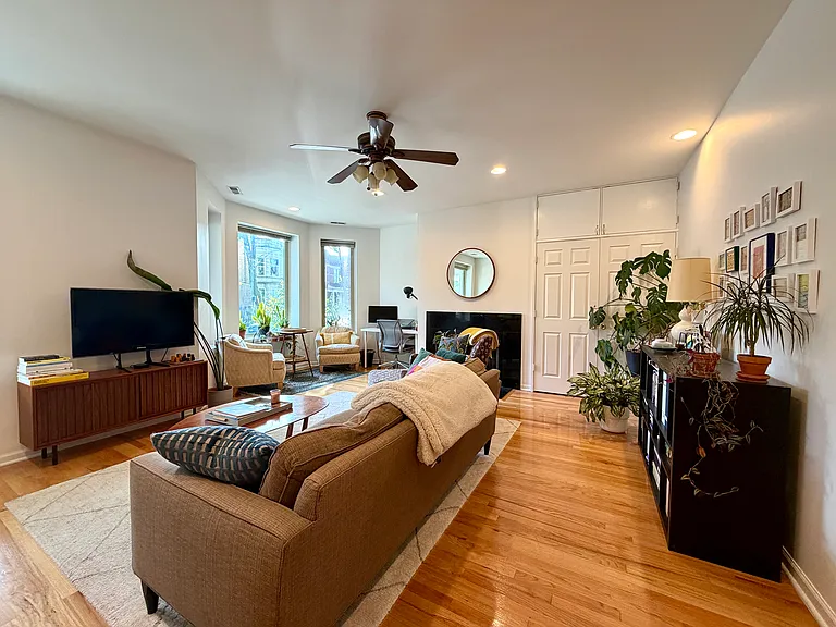 2431 N Albany Ave #1 — Photo 4