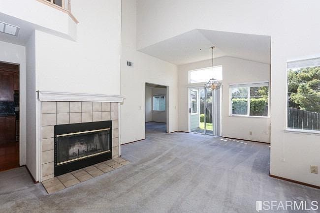 1st image of 132 Linda Vista Dr