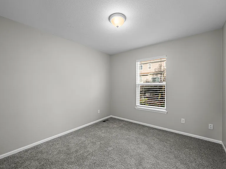 26017 E Frost Cir — Photo 10