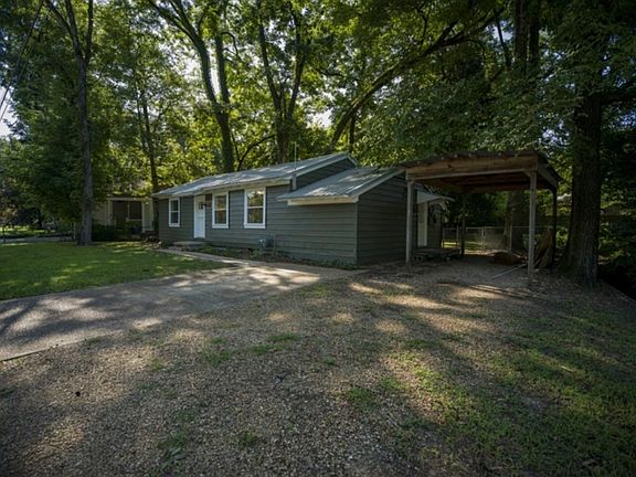2nd image of 508 Critz St
