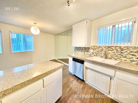 5th image of 1832 N La Brea Ave #7