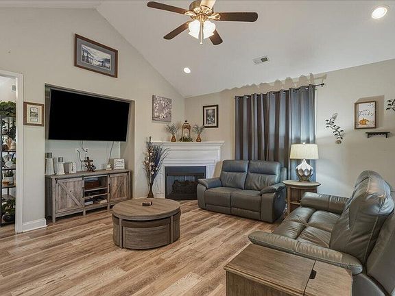 4th image of 5904 Whisper Ridge Ln