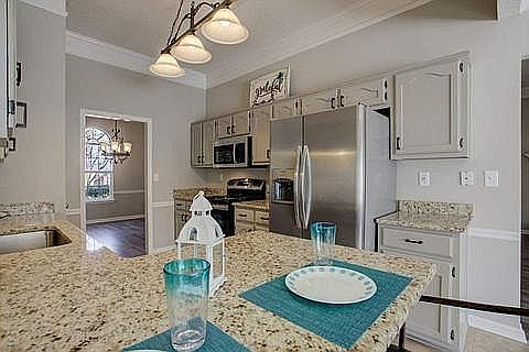 1st image of 321 Bradford Trl